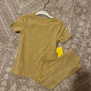 Little Co 18m pajama set- NWT